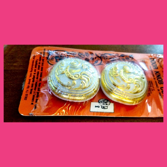 Vintage 1960s Elegant Door Knob Covers Set of 2 MINT NIP NOS - Picture 3 of 4